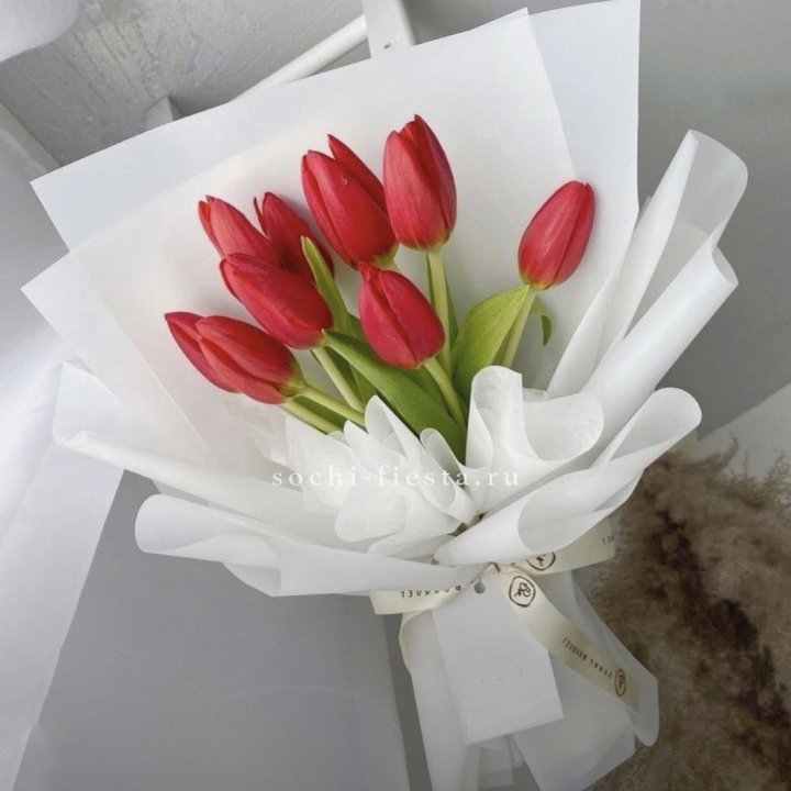 Букет красных тюльпанов в Тамбове
