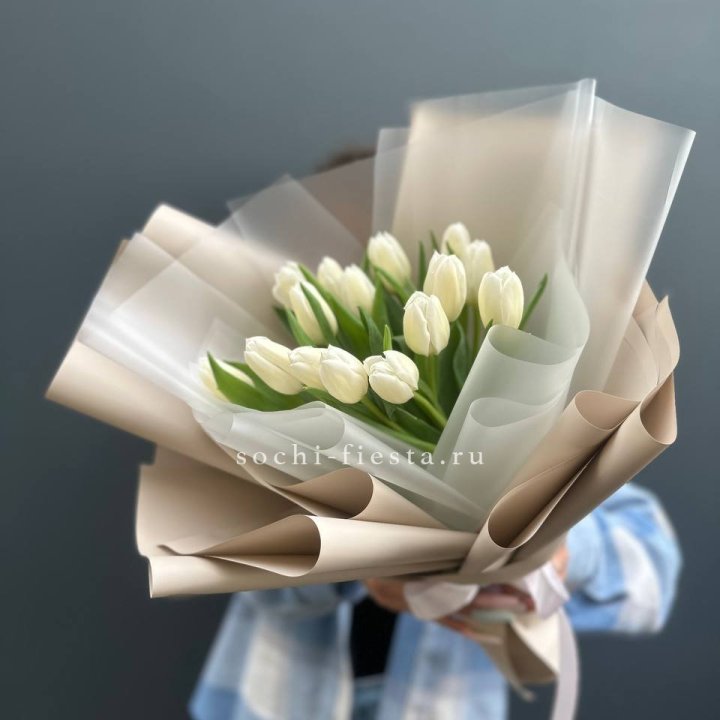 Букет из 15 белых тюльпанов в Тамбове
