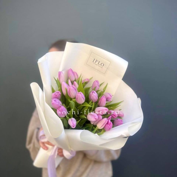 25 сиреневых тюльпанов в Тамбове