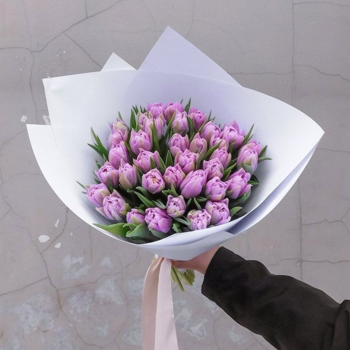 35 сиреневых тюльпанов в Тамбове